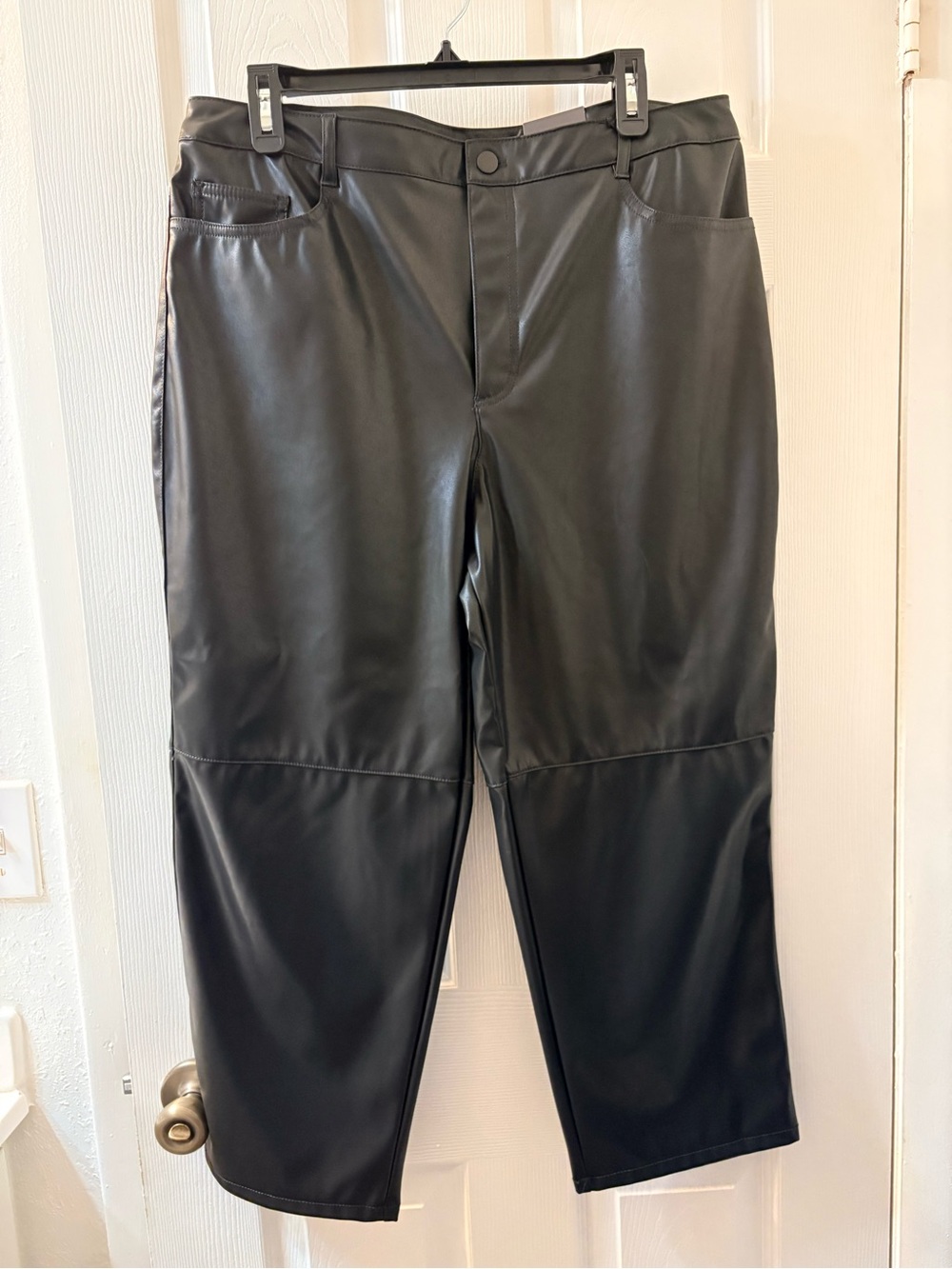 Worthington Straight Ankle Faux Leather Pants 14P Black $64 Petite